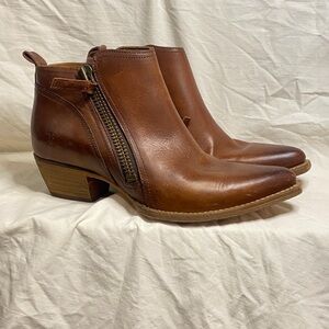 Frye Sacha Women’s 9 brown leather